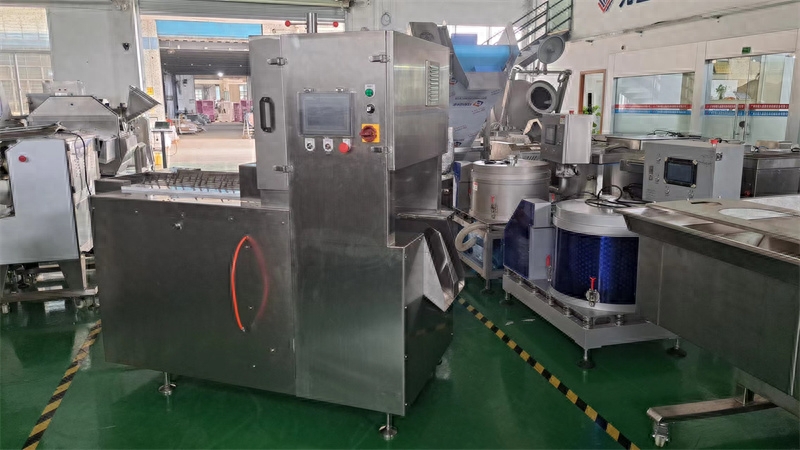 扇子骨牛仔骨鋸骨機(jī)哪家好？祥九瑞盈多條鋸自動(dòng)切塊機(jī)來告訴你